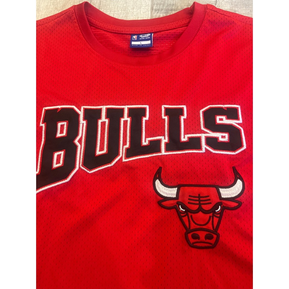 NBA Ultra Game Chicago Bulls Mesh Jersey Shirt Mens Large Red Embroidered Logo